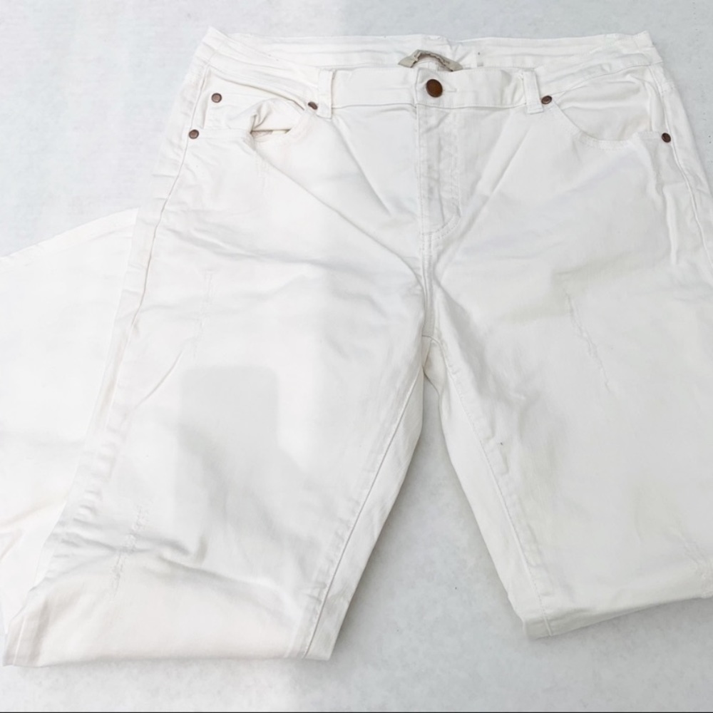 Soft Surroundings Straight Ankle Weekend Jeans - Picture 2 of 9